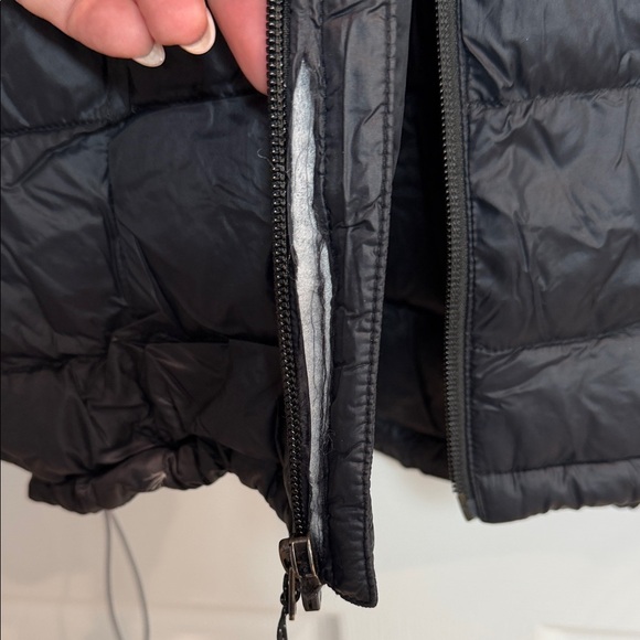 REI Women's Black Puffer Jacket - Picture 4 of 4